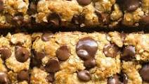 Healthy Oatmeal Cookie Bars (Vegan and Gluten-Free!) Healthy Oatmeal Cookie Bars (Vegan and Gluten-Free!)