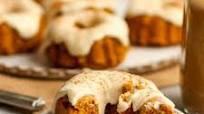 Mini Pumpkin Spice Bundt Cakes Mini Pumpkin Spice Bundt Cakes