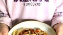 Spaghetti Bolognese - Cooking with Kids Spaghetti Bolognese - Cooking with Kids