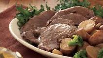 Slow-Cooker Garlic Braised Beef and Potatoes Slow-Cooker Garlic Braised Beef and Potatoes