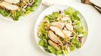Applebee's-Style Make-Ahead Asian Chicken Salad Applebee's-Style Make-Ahead Asian Chicken Salad