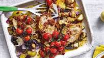 Tomato-coated pork traybake with potatoes Tomato-coated pork traybake with potatoes
