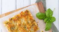 Mozarella-pesto focaccia Mozarella-pesto focaccia