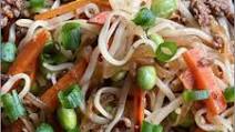 Ramen Noodle Stir Fry with Ground Beef, Edamame, and Carrots Ramen Noodle Stir Fry with Ground Beef, Edamame, and Carrots