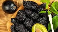 Prunes vs Raisins: 2 Nutrition Facts Worth Knowing Prunes vs Raisins: 2 Nutrition Facts Worth Knowing