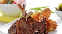 Rosemary Garlic Lamb Chops With Potatoes Rosemary Garlic Lamb Chops With Potatoes