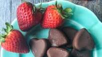 Low Carb Chocolate Strawberry Treats Low Carb Chocolate Strawberry Treats