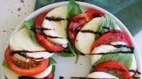 Insalata Caprese (Caprese Salad) Insalata Caprese (Caprese Salad)