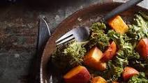 Barbecued Pork Chops with Roasted Potatoes & Kale Barbecued Pork Chops with Roasted Potatoes & Kale