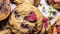 Brown Butter Raspberry Chocolate Chip Cookies Brown Butter Raspberry Chocolate Chip Cookies