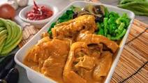 Kare Kare (Oxtail Stew) Kare Kare (Oxtail Stew)