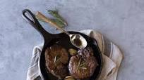 Chattanooga Whiskey Glazed Filet Mignon | Lodge Cast Iron Chattanooga Whiskey Glazed Filet Mignon | Lodge Cast Iron