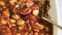 Baked Greek beans in tomato and dill sauce (vegan) Baked Greek beans in tomato and dill sauce (vegan)