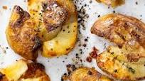 Crispy salt and pepper smashed potatoes Crispy salt and pepper smashed potatoes