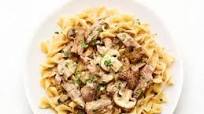 Slow-Cooker Beef Stroganoff Slow-Cooker Beef Stroganoff