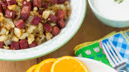 Corned Beef Hash Recipe with Horseradish Cream Sauce Corned Beef Hash Recipe with Horseradish Cream Sauce