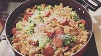 One-Pot Broccoli and Sausage Pasta One-Pot Broccoli and Sausage Pasta