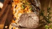 Succulent Indian-Style Smoked Pork Tenderloin with Sauce Succulent Indian-Style Smoked Pork Tenderloin with Sauce