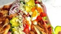 Easy Keto Cobb Salad with Creamy Greek Yogurt Dressing Easy Keto Cobb Salad with Creamy Greek Yogurt Dressing
