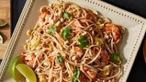 Traditional Pad Thai Noodles Traditional Pad Thai Noodles