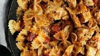 Chicken Bruschetta Pasta Recipe | Diethood Chicken Bruschetta Pasta Recipe | Diethood