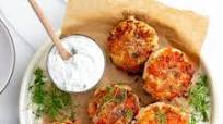 Potato Salmon Cakes with Creamy Yogurt Sauce Potato Salmon Cakes with Creamy Yogurt Sauce