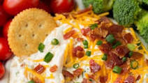 Easu Ranch Dip {with Bacon and Cheddar} Easu Ranch Dip {with Bacon and Cheddar}