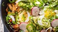 Whole30 Chilaquiles with Carnitas and Sweet Potatoes (Whole30 Mexican Recipes) Whole30 Chilaquiles with Carnitas and Sweet Potatoes (Whole30 Mexican Recipes)