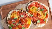 Grilled Tomato and Pepperoni Pizzas Grilled Tomato and Pepperoni Pizzas