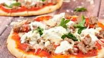 Fennel and Pork Sausage Wood-Fired Pizza With Herbed Ricotta and Honey Fennel and Pork Sausage Wood-Fired Pizza With Herbed Ricotta and Honey