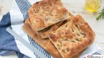 Focaccia con lievito madre Focaccia con lievito madre