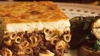 Pastitsio (Greek pasta casserole) Pastitsio (Greek pasta casserole)