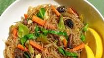 Vegan Pancit Bihon (Rice Noodle Stir Fry) Vegan Pancit Bihon (Rice Noodle Stir Fry)