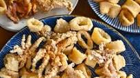 Fried Calamari (Air Fryer, Paleo, Gluten free) Fried Calamari (Air Fryer, Paleo, Gluten free)
