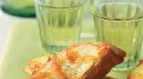 Crostini con La Scamorza (Scamorza Crostini) Crostini con La Scamorza (Scamorza Crostini)