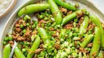 Super Easy 30 Minute Crispy Pork Stir Fry {gluten free, whole30, paleo-ish} Super Easy 30 Minute Crispy Pork Stir Fry {gluten free, whole30, paleo-ish}
