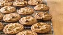 Crispy Chocolate Chip Cookies Crispy Chocolate Chip Cookies