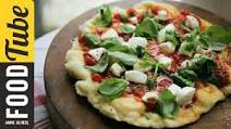 Fried pizza (Pizza fritta) Fried pizza (Pizza fritta)