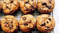 THE BEST Pumpkin Chocolate Chip Cookies THE BEST Pumpkin Chocolate Chip Cookies