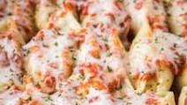 Cheesy Chicken Stuffed Shells Cheesy Chicken Stuffed Shells