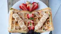 Funfetti Protein Waffles {Low Carb + Low Fat} Funfetti Protein Waffles {Low Carb + Low Fat}