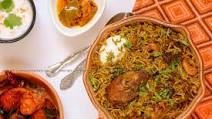 Kerala style Pressure Cooker Chicken Biriyani Kerala style Pressure Cooker Chicken Biriyani