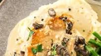 Creamy Peppercorn Chicken Creamy Peppercorn Chicken
