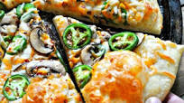 Vegan Jalapeno Popper Pizza Vegan Jalapeno Popper Pizza