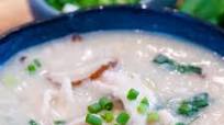 Chicken Congee with Mushroom (香菇滑鸡粥) Chicken Congee with Mushroom (香菇滑鸡粥)
