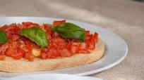 Bruschetta volgens traditioneel Italiaans recept Bruschetta volgens traditioneel Italiaans recept