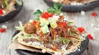Tostadas de tinga de res Tostadas de tinga de res