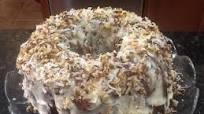 Humming Bird Bundt Cake with Cream Cheese Frosting Humming Bird Bundt Cake with Cream Cheese Frosting