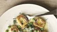 Super Juicy Turkey Baked In Cheesecloth and White Wine Super Juicy Turkey Baked In Cheesecloth and White Wine