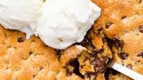 Chilis Copycat Chocolate Chip Skillet Cookie Chilis Copycat Chocolate Chip Skillet Cookie